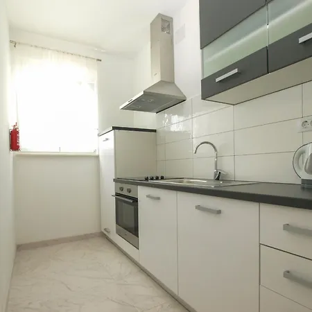 Pikula App-2 By Interhome