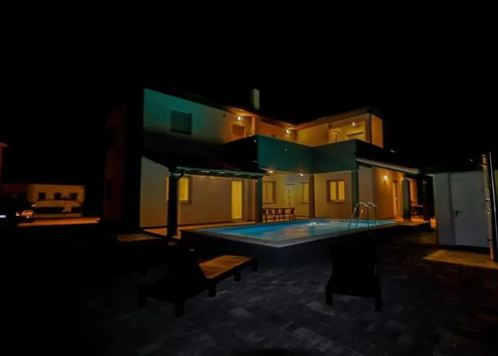 Pikula App-2 By Interhome * Štinjan