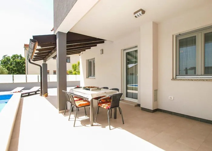 Pikula App-2 By Interhome