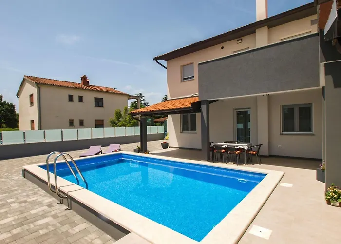 Pikula App-2 By Interhome