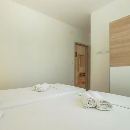 Pikula App-2 By Interhome * Štinjan