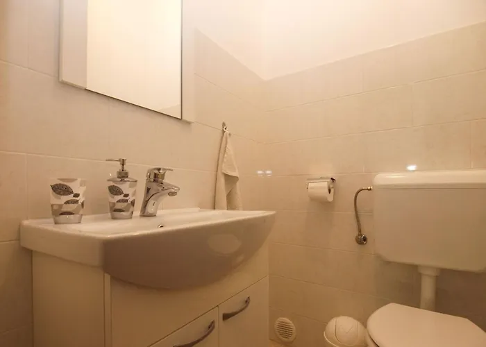 Pikula App-2 By Interhome * Stinjan