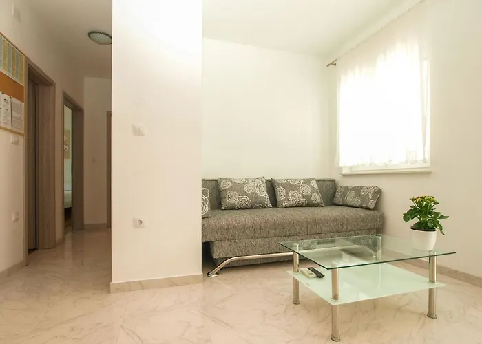 Pikula App-2 By Interhome